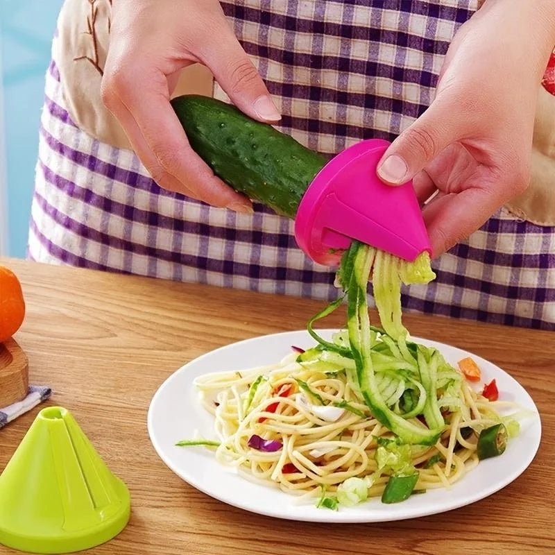 Rotating vegetable shredder