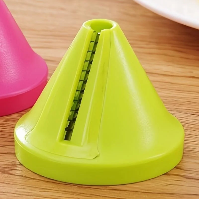 Rotating vegetable shredder